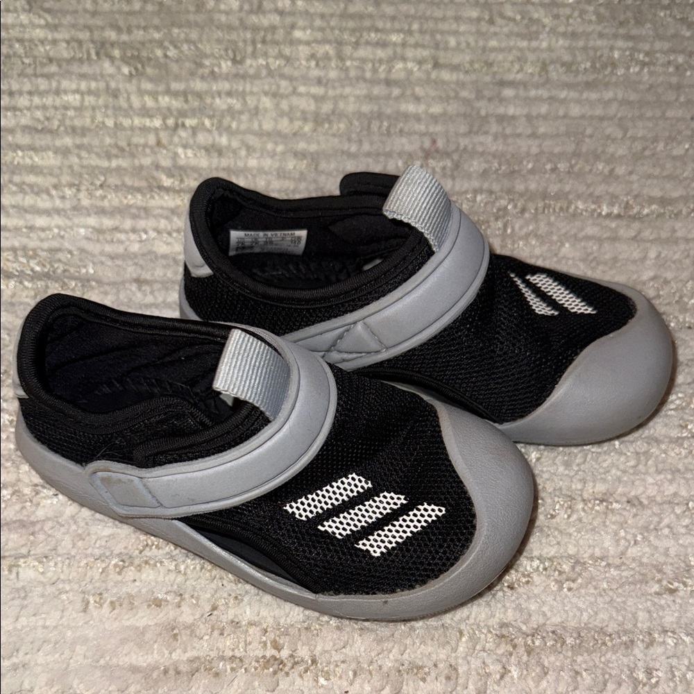 Adidas Toddler Black and Gray Water Shoes
